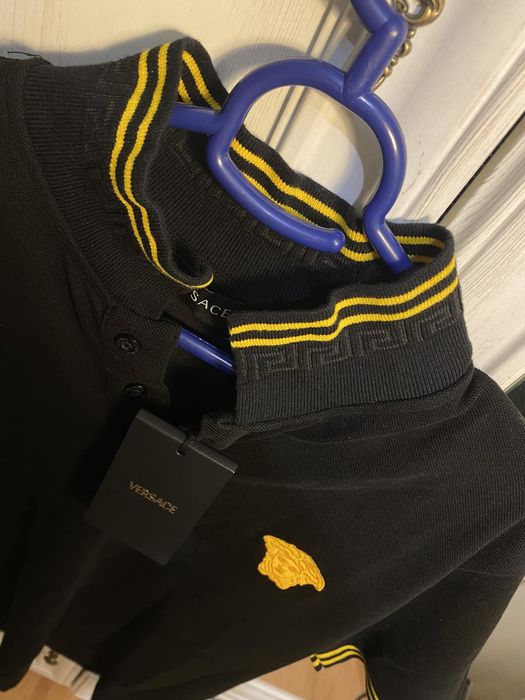 Versace тениска с яка