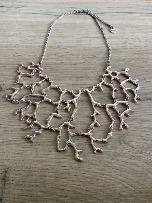 Desigual дамско колие във формата на корал