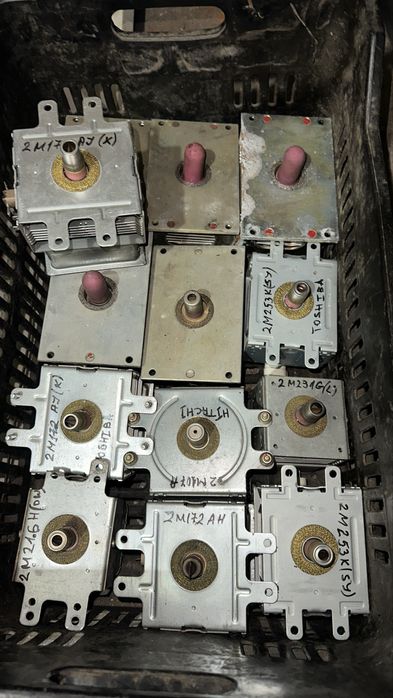 Магнетрони за микровълнова печка, диоди