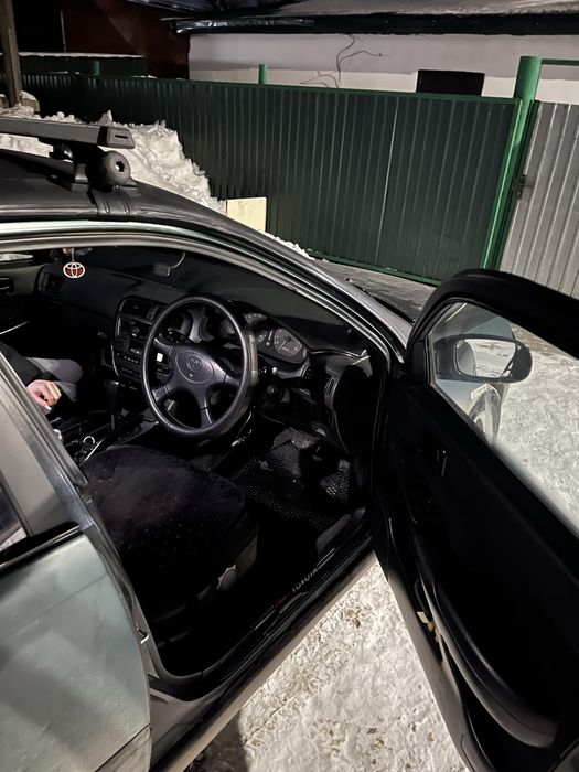 Продам Тайота  Карина