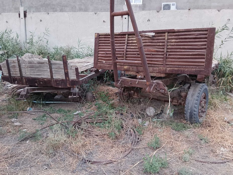 Продам два прицепа