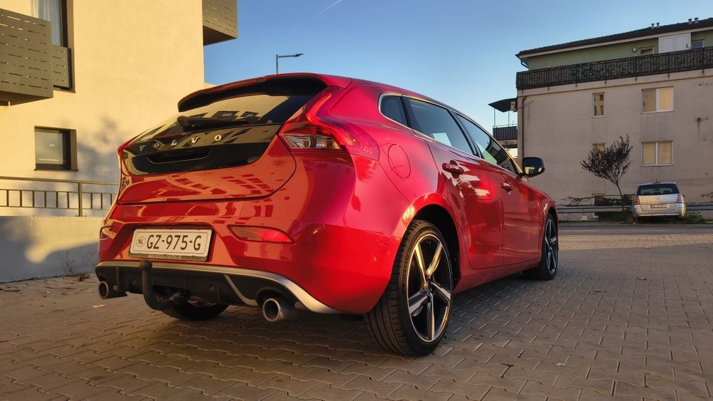 VOLVO V40 2016 — imagine 2