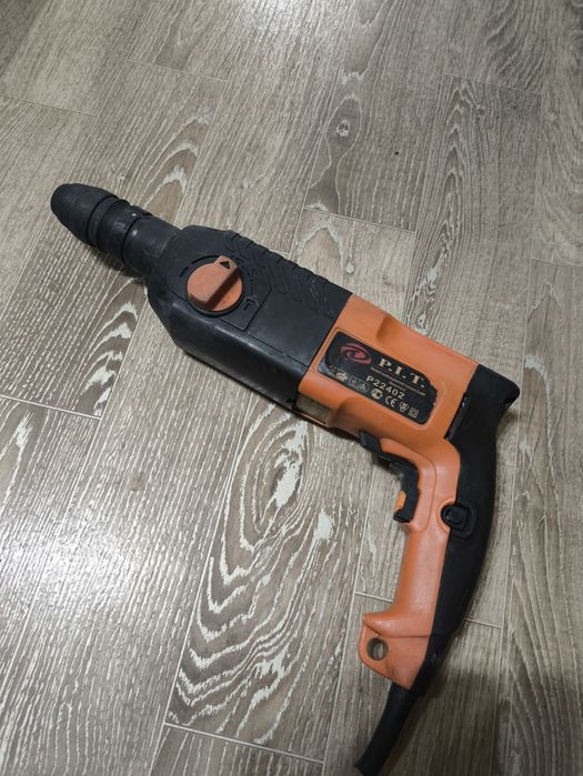 Электроинструмент. Перфоратор PIT.