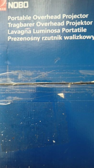 Vând retroproiector  (grafică-proiecte)