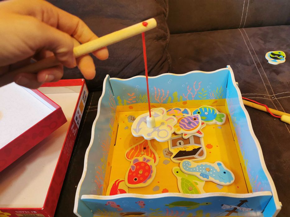 Играчка Fisher - price кула, къщичка, куфарче за рисуване