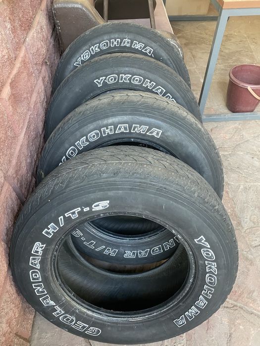 Продам  комплект резины YOKOHAMA