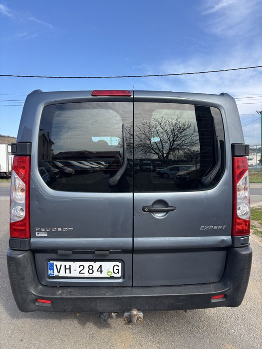Peugeot expert 2.0 hdi lung 6 locuri posibilitate rate