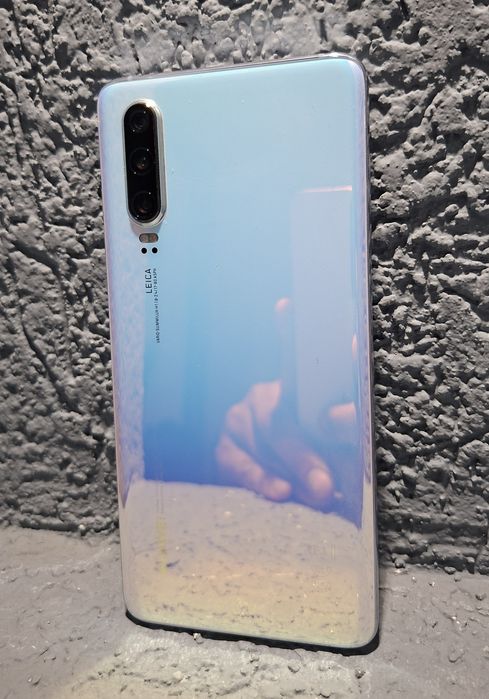 Huawei p30-Перфектен