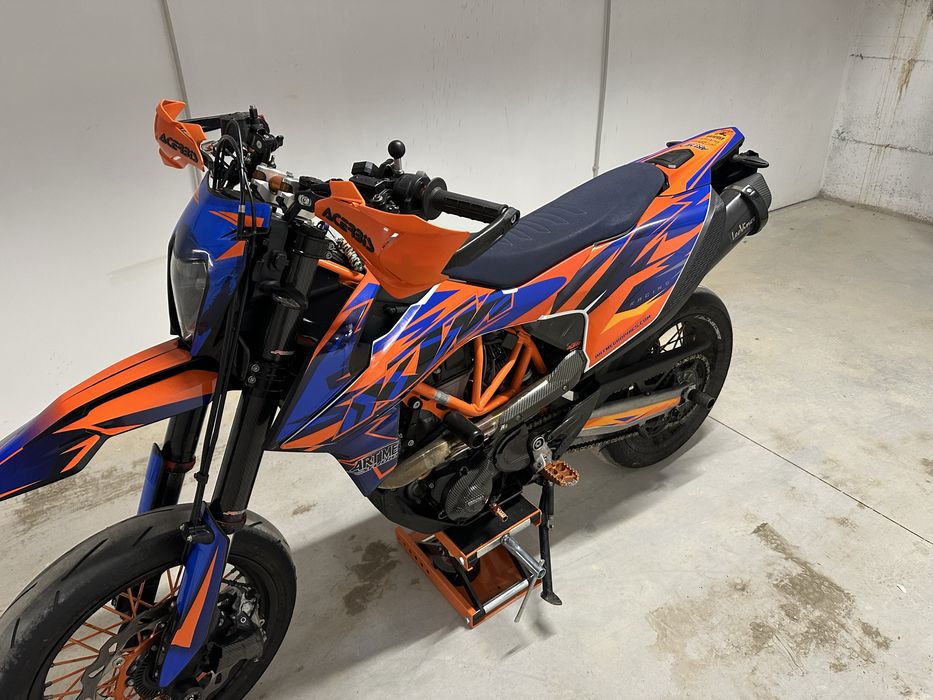 Ktm 690 smc R 2023