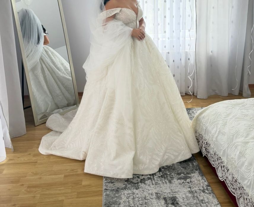 Rochie de mireasa!