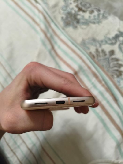 Google pixel 8 Американец