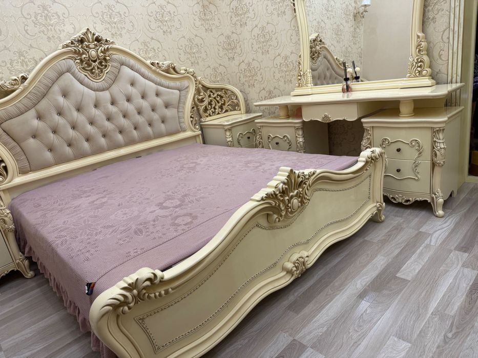 Мебель спальная(гарнитур)