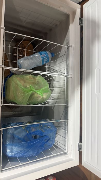 2 холодильника срочно продам