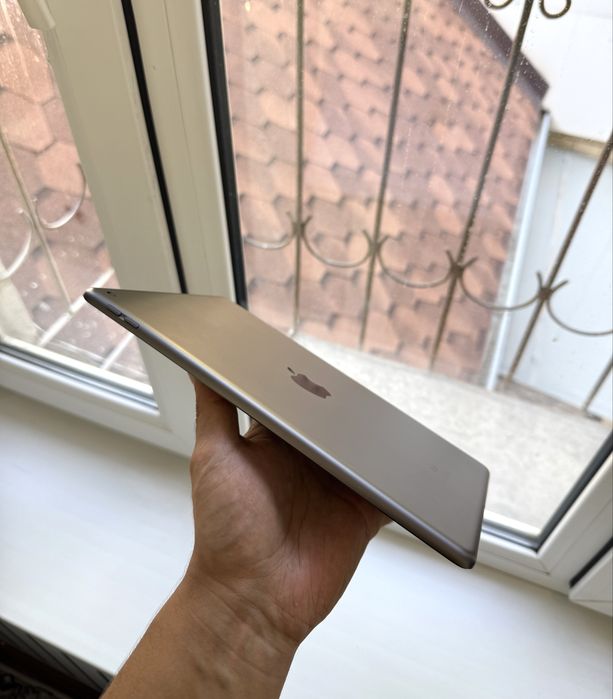 iPad 9th Gen Gray 64GB WiFi