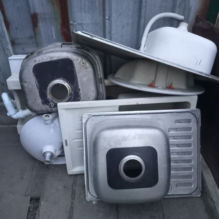 Раковины разные продам