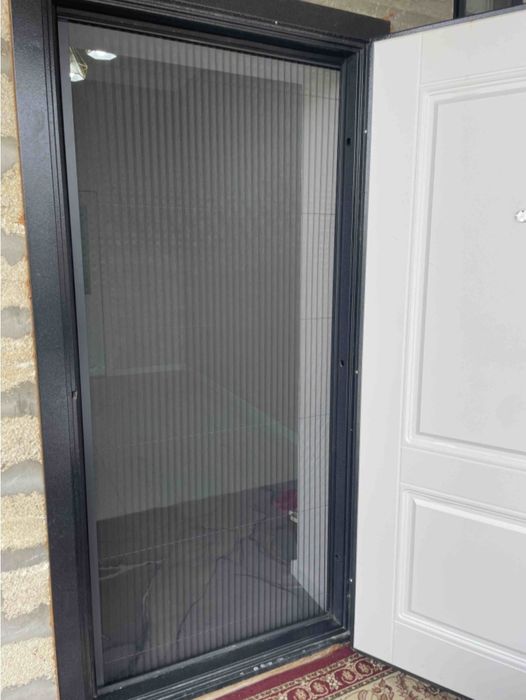 Москитные сетки плиссе на двери и окна