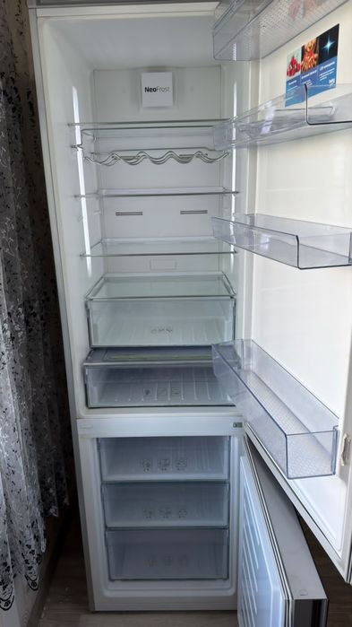 Продам холодильник Beko