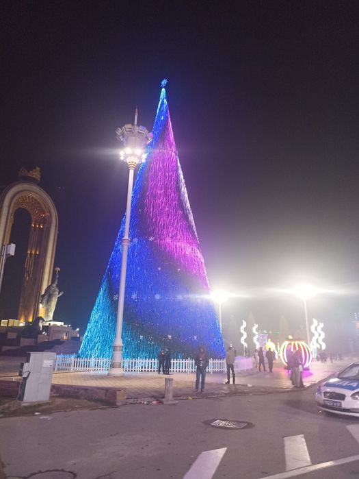 Ёлка , Арча ойинчоклар ва гирляндалар  5м до 30 м гачам нархлари келиш