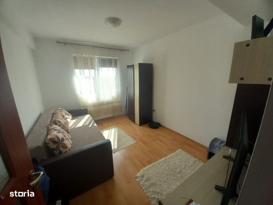 Apartament 3 camere, 67 mp, etaj 3/5, zona Sud