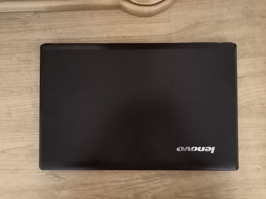Ноутбук Lenovo. Core i3, geforce 610, ssd