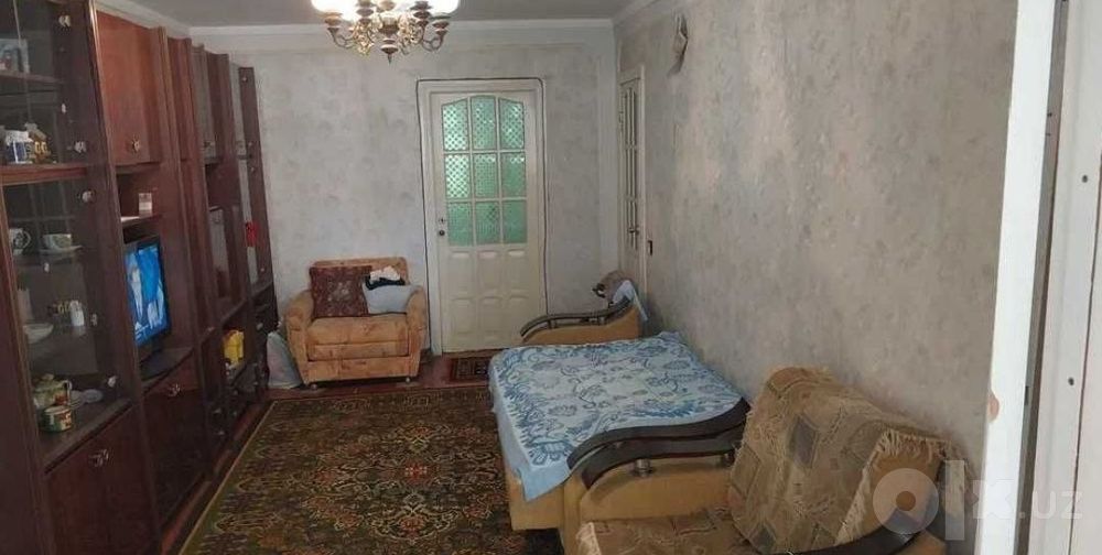 Продаётся на М.Горького 4ком