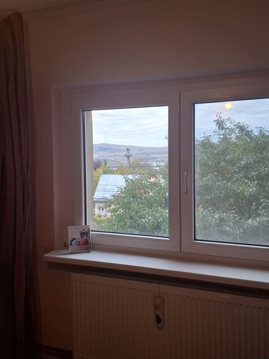 Vand apartament Obcini, 3 camere decomandat, et.2