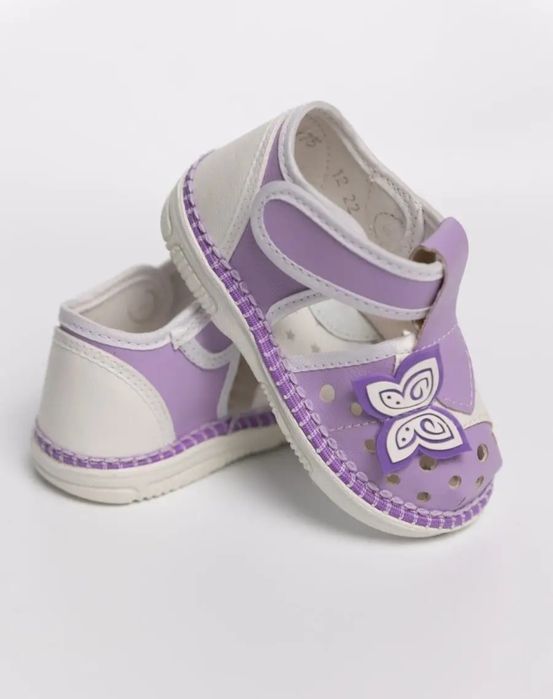 Продам детские сандалики