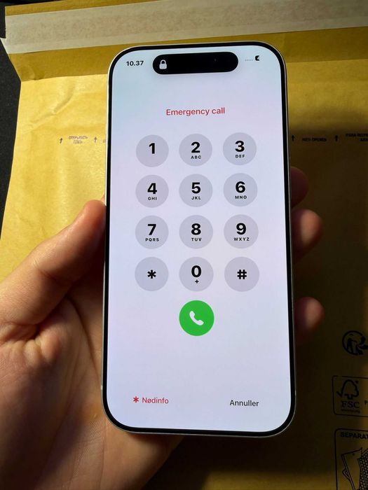 iPhone 17 Pro Silver - defect - Ideal pentru piese