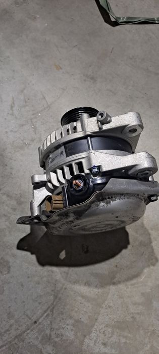 Динамо/Алтернатор за Хонда 2012, бензин 2000 куб. 150 к.с.