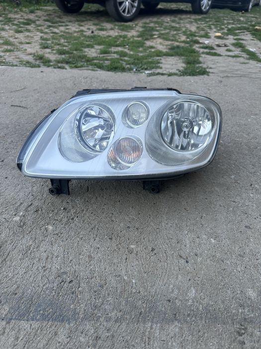 Far stanga Volkswagen Vw Touran 2003-2007 Far dreapta touran bara arip