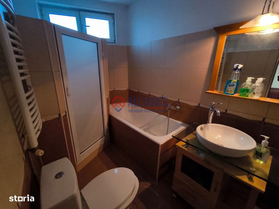 Casă 5 camere, ICIL, curte pavată, 2 parcări