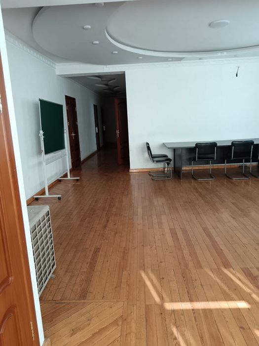 Yakkasaroy Rakatda 200 m2 ofes arendaga beriladi