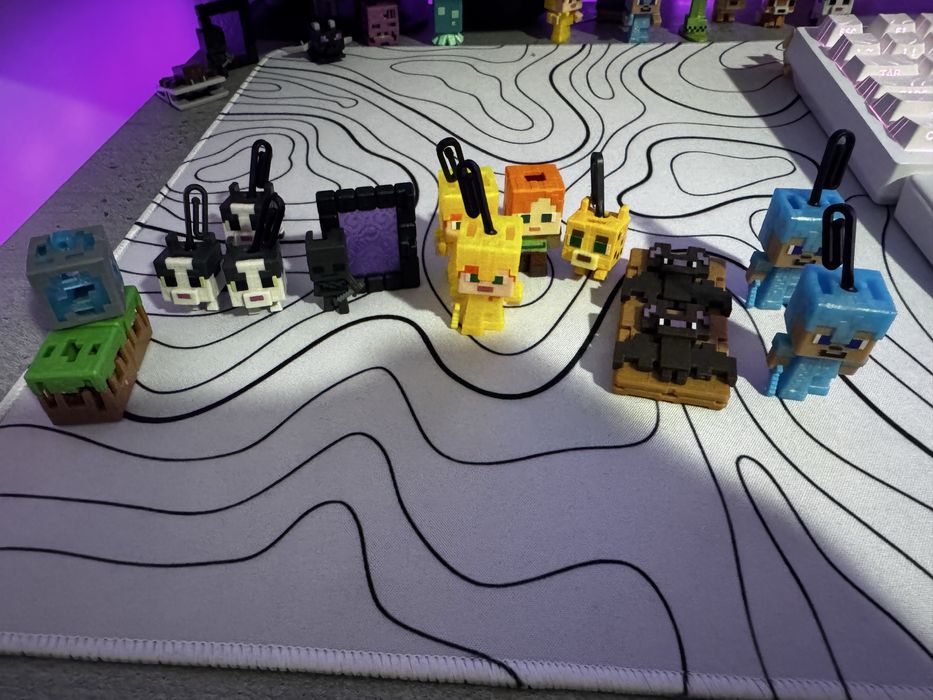 фиргурки Kinder joy minecraft заменям