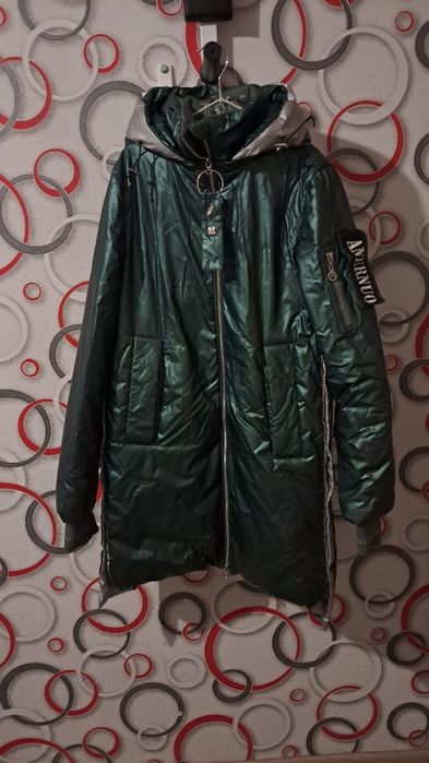 Продам куртку Anernuo