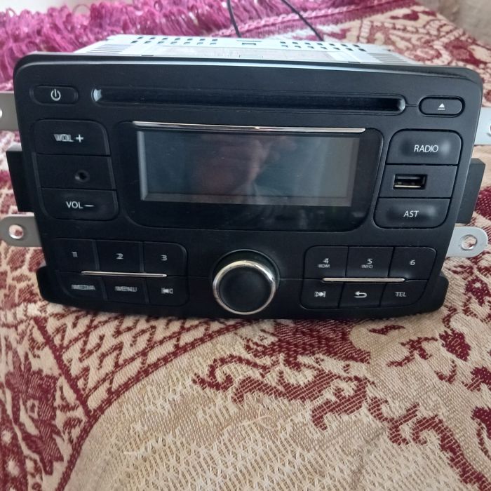 Radio CD Dacia (Renault) - din fabrica