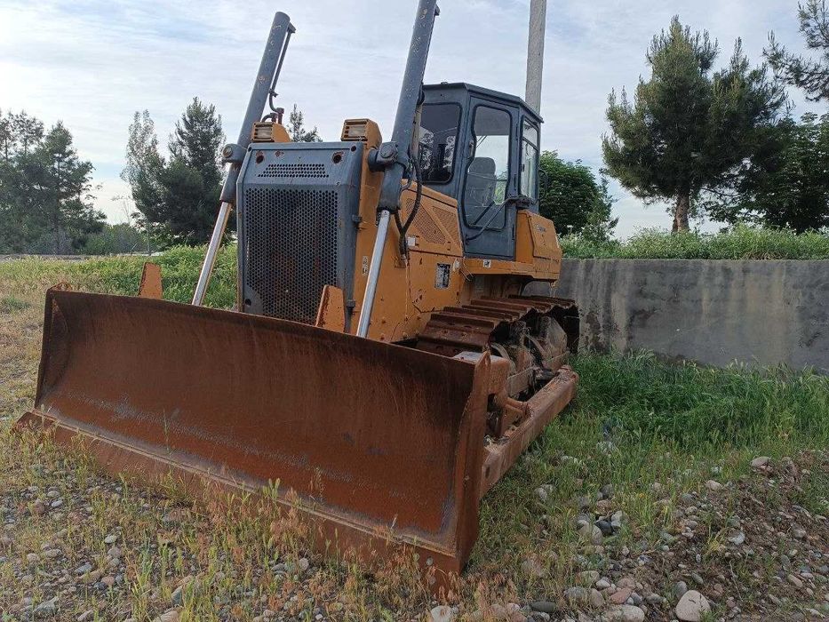 Bulduzer TY-160 sotiladi.