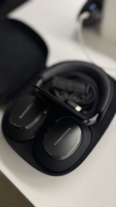 Bowers & Wilkins Px S3