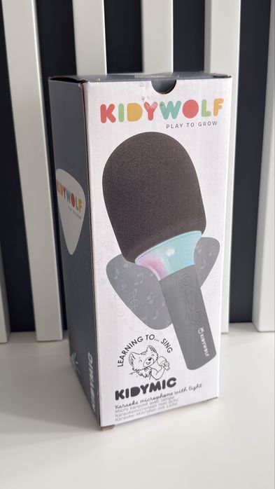 Microfonul copii all-in-one pentru momente de karaoke de neuitat!