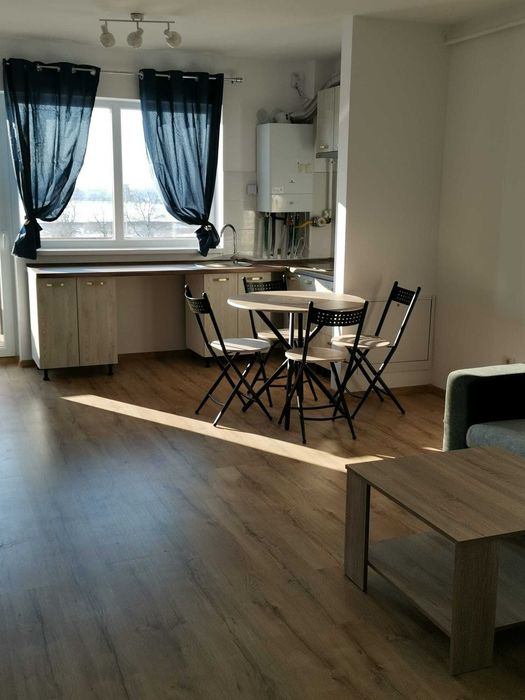 Proprietar – Închiriez garsonieră modernă 36 mp, Încălzire în pardoseală, cu vedere la munți,Sanpetru Subcetate