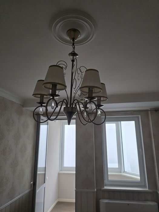 Продам люстры , б/у, 1 шт 20000тнг