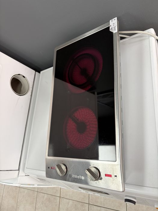 Miele CS 1112 E стъклокерамичен плот ДВОЙКА за вграждане/24 мес гаранция