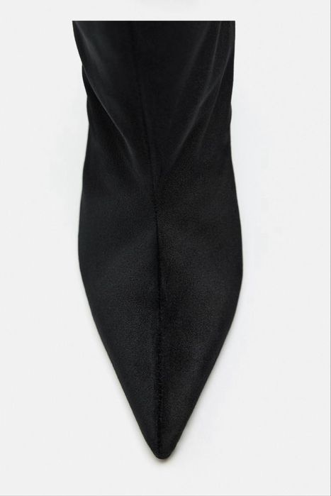 Бархатные сапоги Zara