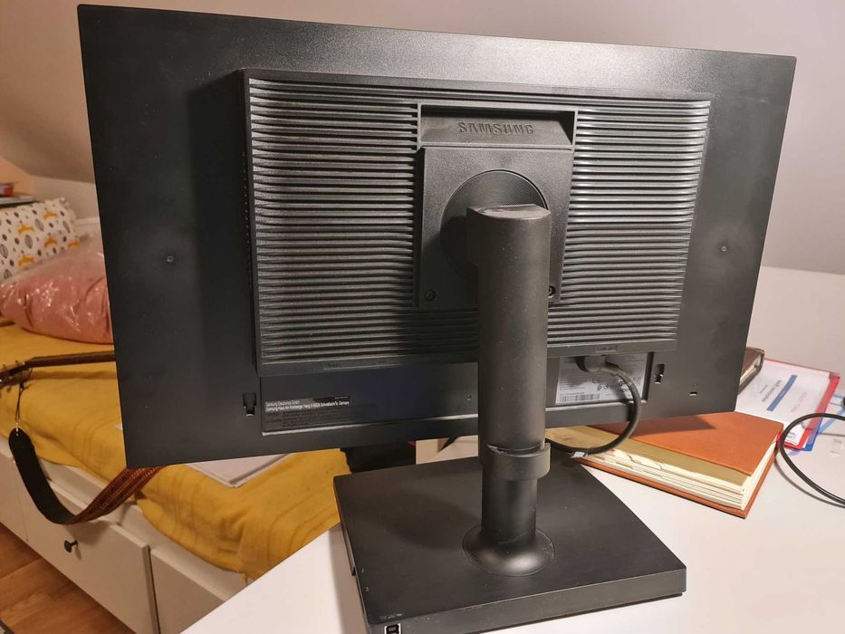 monitor samsung S24E450