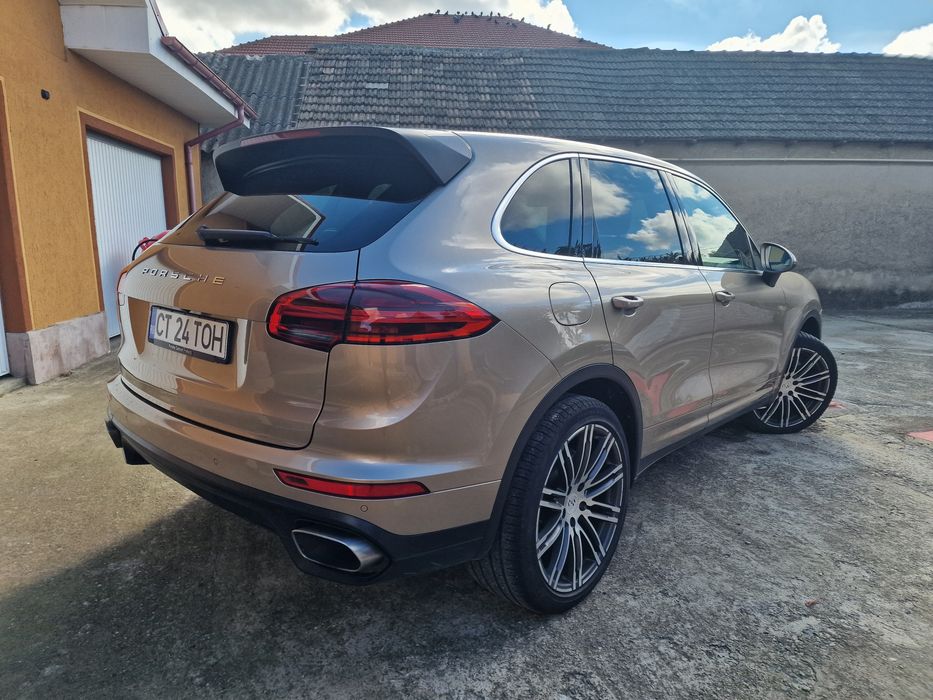 Porsche Cayenne Facelift 2015 - 3.0 Diesel - 262 CP -Full Option