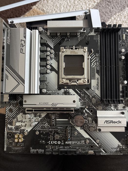 placa de baza ASRock A620M PRO RS(DDR5-AM5) + M.2. XPG Blade 1Tb