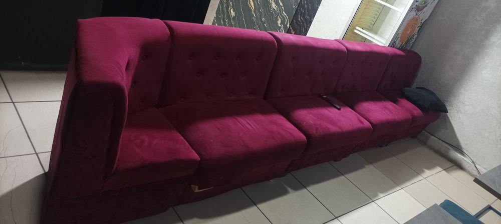 Tezda sotiladi divan