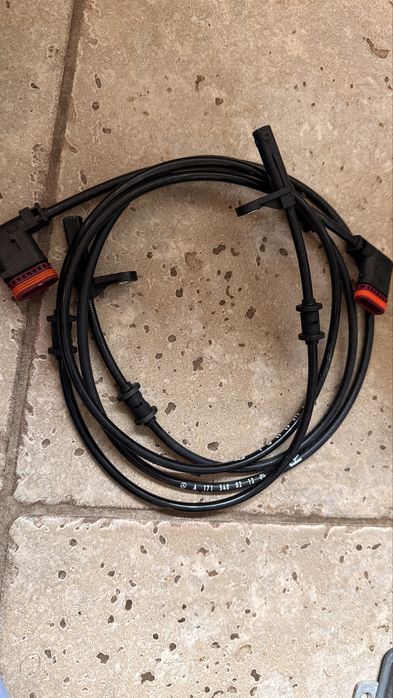 a1715400 cablu senzor viteza