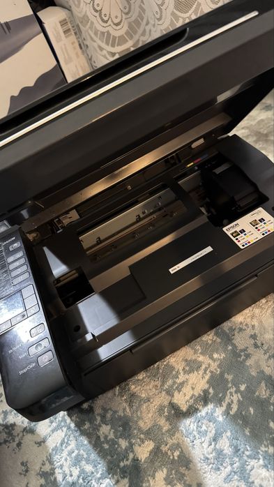 Продам принтер сканер EPSON