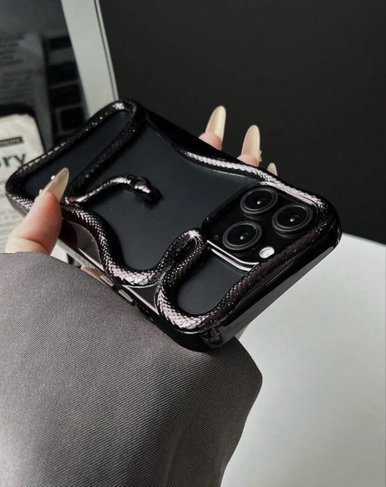 Калъф за айфон със змия (всички модели - златен, сребърен и черен цвя)