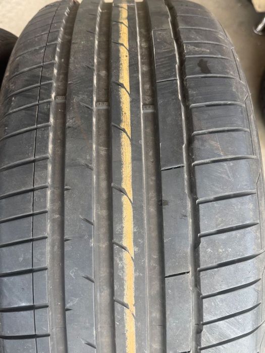 Vând 2 anvelope 255/50/19 hankook de vară ca noi